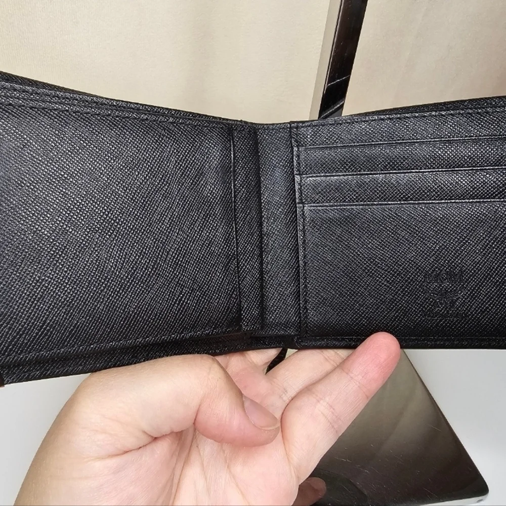 🖤▪️MCM▪️ BLACK Leather MEN’S WALLET